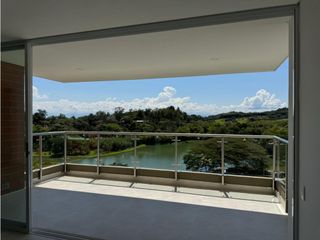 Foto 3 de APARTAMENTO MODERNO PARA ESTRENAR CON VISTA A LAGO Y ZONA VERDE