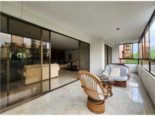Foto 4 de APARTAMENTO AMPLIO CON VISTA AL RIO