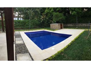 Foto 16 de CASA CON PISCINA EN LA MORADA.