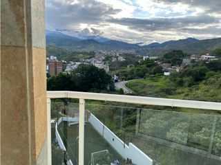 Foto 10 de APARTAMENTO CON VISTA A LAS MONTAÑAS