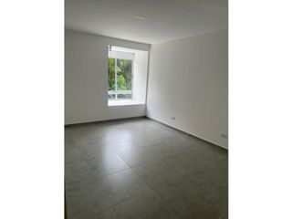 Foto 11 de APARTAMENTO  ILUMINADO EN PANCE