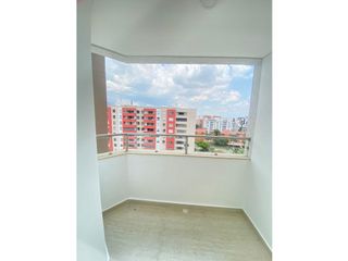 Foto 9 de APARTAMENTO CON VISTA A LA CIUDAD