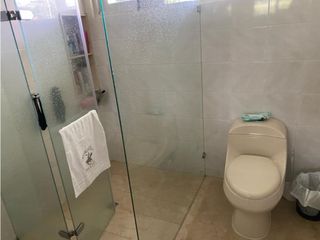 Foto 10 de CASA  INDEPENDIENTE CON PISCINA Y AMPLIA ZONA VERDE