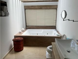 Foto 29 de CASA  INDEPENDIENTE CON PISCINA Y AMPLIA ZONA VERDE