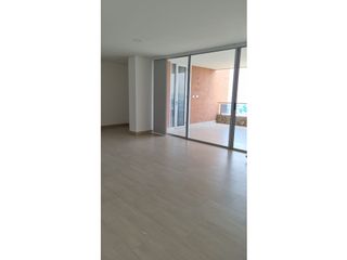 Foto 3 de APARTAMENTO CON VISTA A LA CIUDAD