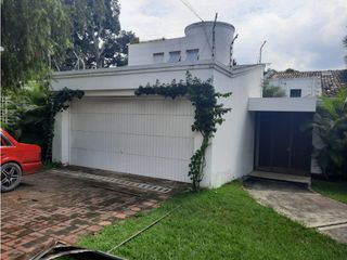 Foto 12 de CASA AMPLIA, INDEPENDIENTE Y BIEN SITUADA EN EL SUR DE CALI