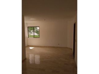 Foto 3 de APARTAMENTO AMPLIO ILUMINADO Y CON VARIOS AMBIENTES