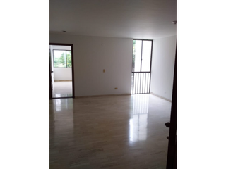 Foto 14 de APARTAMENTO AMPLIO ILUMINADO Y CON VARIOS AMBIENTES