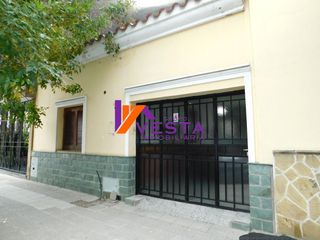Foto 1 de Siria Al 90-casa-venta-macrocentro