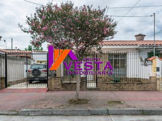 Foto 1 de Avenida Belgica-casa-venta