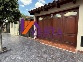 Foto 1 de Adolfo Guemes Al 900 - Macrocentro - Casa En Venta