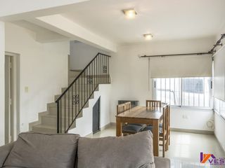 Foto 11 de Villa San Lorenzo-casa En Venta-calle Jacaranda