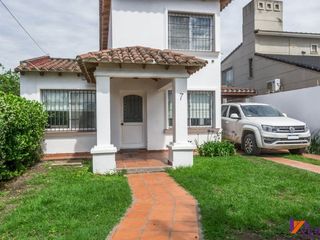 Foto 4 de Villa San Lorenzo-casa En Venta-calle Jacaranda