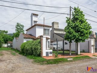 Foto 3 de Villa San Lorenzo-casa En Venta-calle Jacaranda