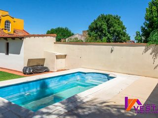 Foto 7 de Grand Bourg-casa-venta
