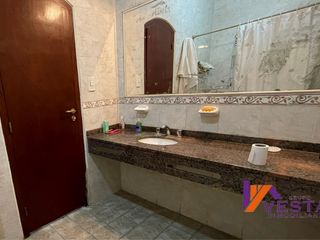 Foto 17 de Av. Belgica-casa-venta