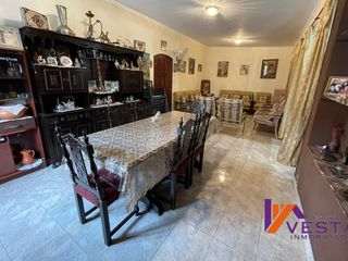 Foto 3 de Av. Belgica-casa-venta
