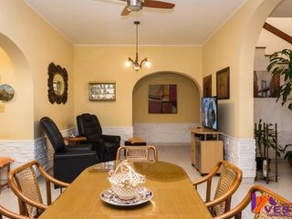 Foto 2 de Casa En Venta Grand Bourg - Zona Oeste