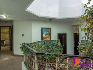 Foto 20 de Av Del Golf-casa-venta-zona Norte