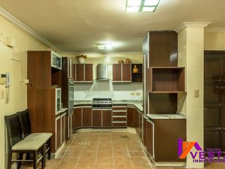Foto 30 de Av Del Golf-casa-venta-zona Norte