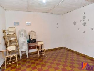 Foto 12 de Calle Corrientes - Casa En Venta -local Comercial-reciclar