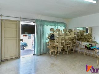 Foto 7 de Calle Corrientes - Casa En Venta -local Comercial-reciclar