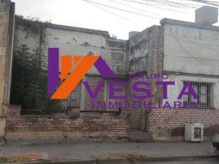 Foto 1 de Mitre Al 1300-casa A Reciclar