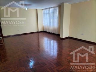 Foto 2 de VENDO CASA EN BELLAVISTA, ALT. CDRA 3 DE CALLE LOS HALCONES.