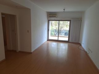 Foto 3 de 11 de Septiembre 4500. Semipiso de tres ambientes. Cochera. Balcón con parrilla. Pileta