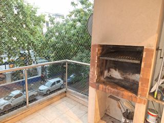 Foto 11 de 11 de Septiembre 4500. Semipiso de tres ambientes. Cochera. Balcón con parrilla. Pileta