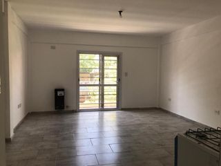 Foto 3 de Departamento - Temperley Oeste