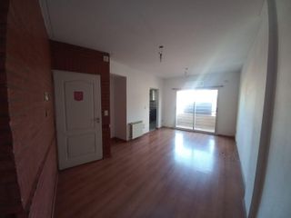 Foto 2 de Departamento de 2 ambientes en Lomas de Zamora Oeste