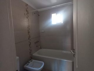 Foto 6 de Departamento de 2 ambientes en Lomas de Zamora Oeste
