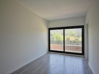 Foto 9 de ALQUILER - Casa de 3 dormitorios - Roldan.