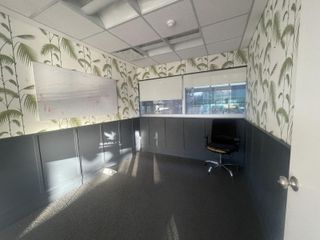 Foto 17 de Impecables oficinas amuebladas en alquiler