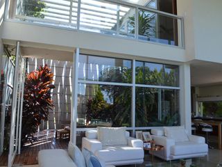 Foto 15 de VENTA CASA HARAS ESCOBAR:  6 AMBIENTES- PISCINA CLIMATIZADA - B° ATARDECER