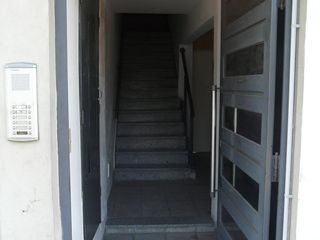 Foto 2 de Departamento - Lomas De Zamora