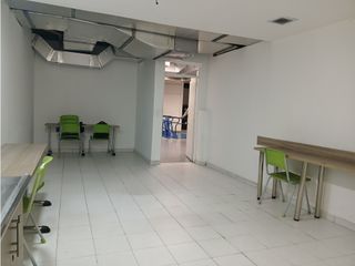 Foto 6 de EDIFICIO INSTITUCIONAL EN CHAPINERO