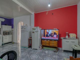 Foto 17 de Casa en venta - 7 dormitorios 5 baños y 2 cocheras - 300mts2  totales - Villa Elvira