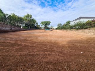 Foto 7 de Terreno en  venta Lomas de la Carolina