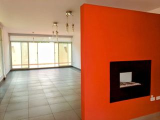 Foto 2 de Casa de Venta Independiente en Conjunto Los Chillos Sector. Mirasierra