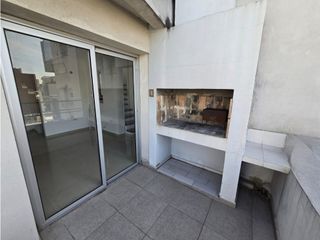Foto 10 de DUPLEX 2 DORMITORIOS - 3 BAÑOS - TERRAZA CON ASADOR - Bº GENERAL PAZ!