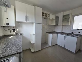 Foto 5 de DUPLEX 2 DORMITORIOS - 3 BAÑOS - TERRAZA CON ASADOR - Bº GENERAL PAZ!