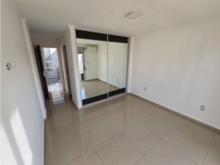 Foto 19 de DUPLEX 2 DORMITORIOS - 3 BAÑOS - TERRAZA CON ASADOR - Bº GENERAL PAZ!