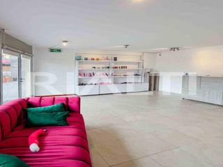 Foto 5 de Local comercial en venta, sector El Bosque, 70 m2, incluye estacionamiento