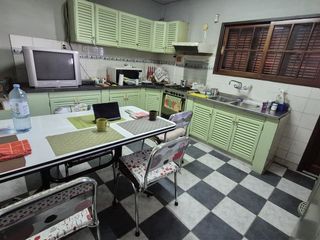 Foto 9 de VENTA DE CASA EN NEUQUÉN - 4 DORMITORIOS
