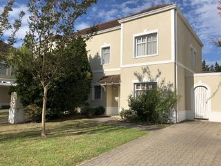 Foto 1 de Casa en venta en Barrio Cerrado, en Nordelta