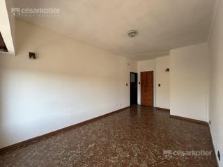 Foto 9 de Departamento en alquiler Avda. Eva Perón 1799