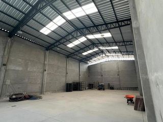 Foto 4 de RENTO BODEGAS Y GALPON EN COMPLEJO A ESTRENAR, SECTOR CALDERÓN