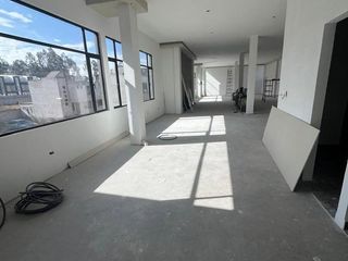 Foto 3 de RENTO BODEGAS Y GALPON EN COMPLEJO A ESTRENAR, SECTOR CALDERÓN
